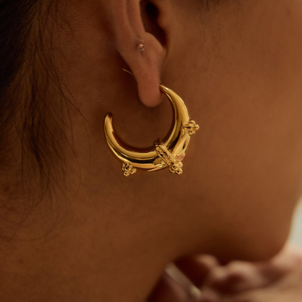 18k Gold Plated Moon Shape Stud Earrings -  Gift For Her - Gold Jewerly